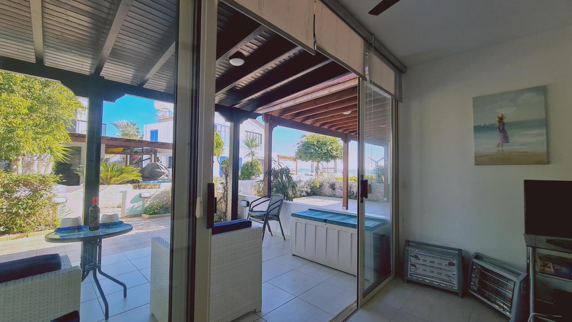 Stay Crystal Waves Maisonette Meneou Екстериор снимка